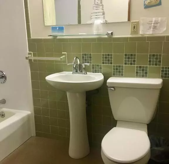 モーテル The Skylark Beach Inn