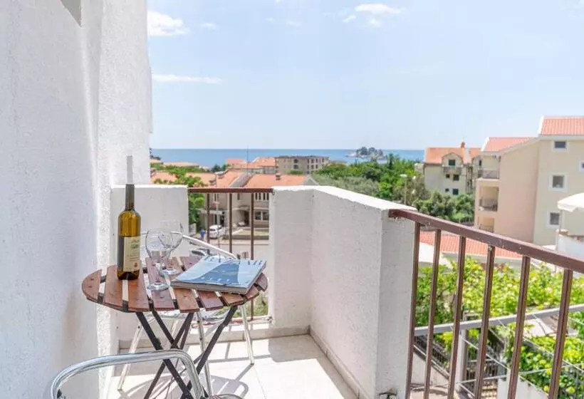 پانسیون Apartments Vjera Petrovac