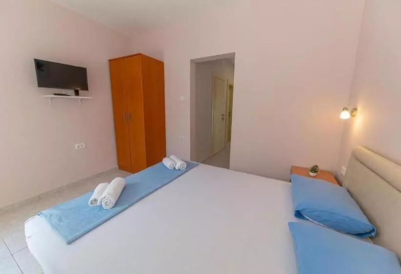 پانسیون Apartments Vjera Petrovac