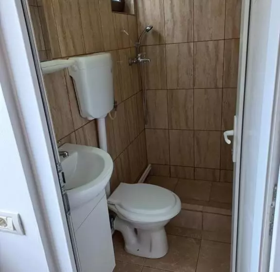 ペンション Kociu's House