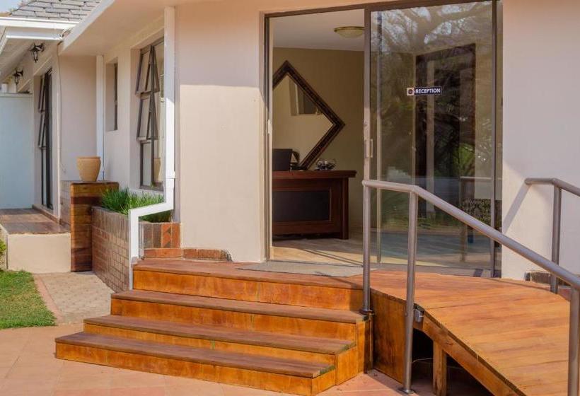 پانسیون Jacaranda