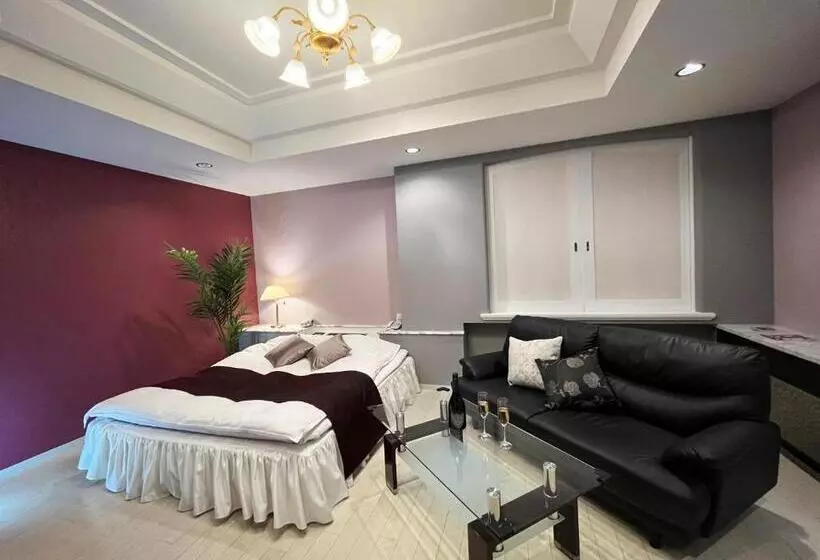 هتل Lexy Adult Only