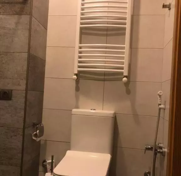 پانسیون Cozy Guest House In Old Batumi