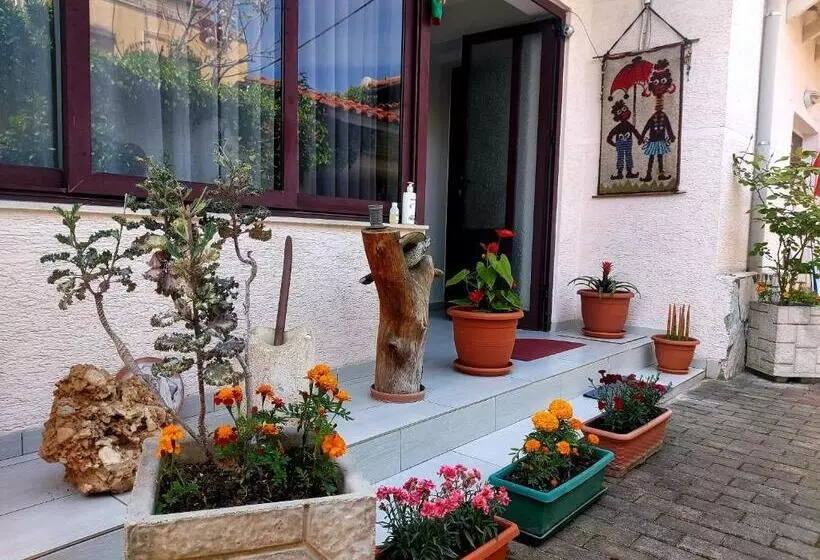 پانسیون Guesthouse Hygge