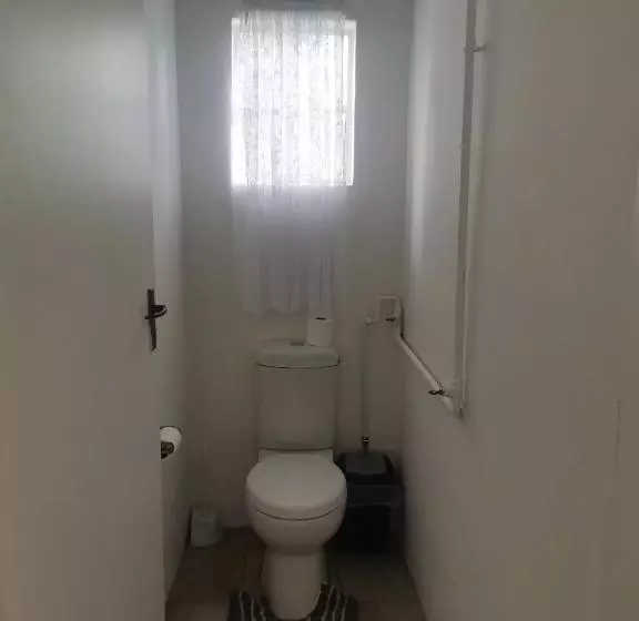 Majatalo Sani Window B&b And Self Catering