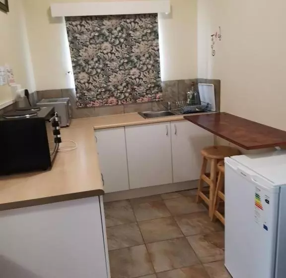 Majatalo Sani Window B&b And Self Catering