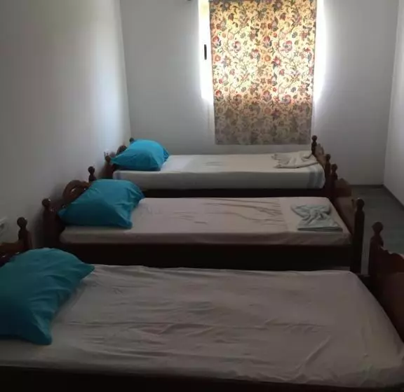 پانسیون Villa Dede Nikolla