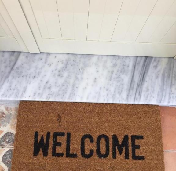 پانسیون Villa Dede Nikolla