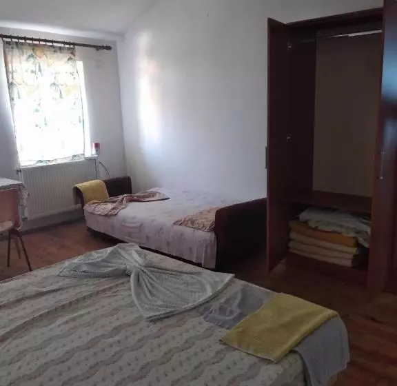 پانسیون Villa Dede Nikolla