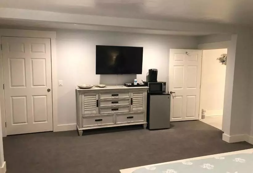 The Surf Beach Motel