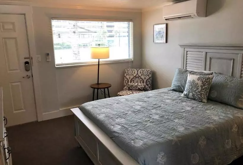 The Surf Beach Motel