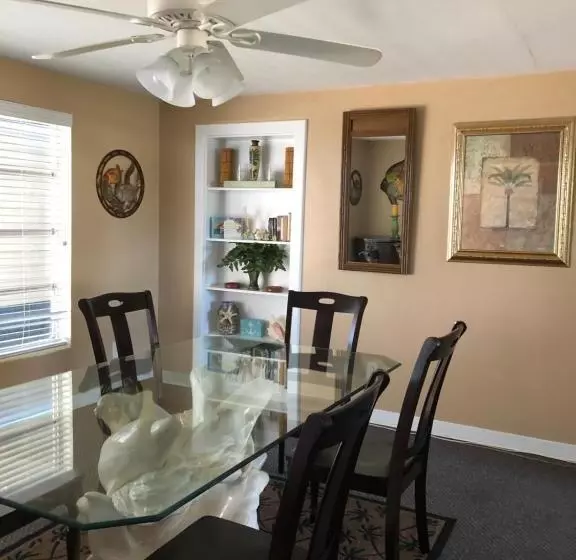 The Surf Beach Motel