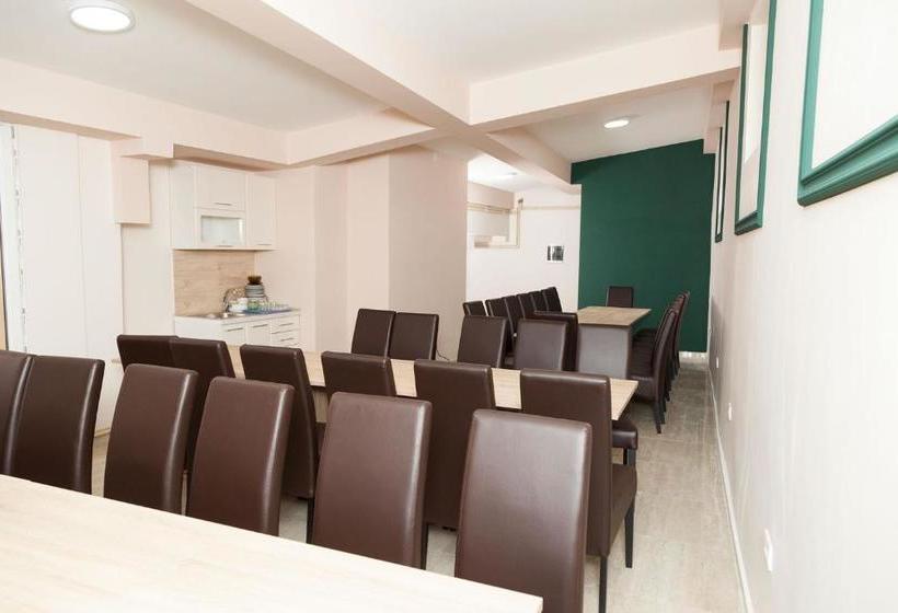 پانسیون Prenoćište Kovač