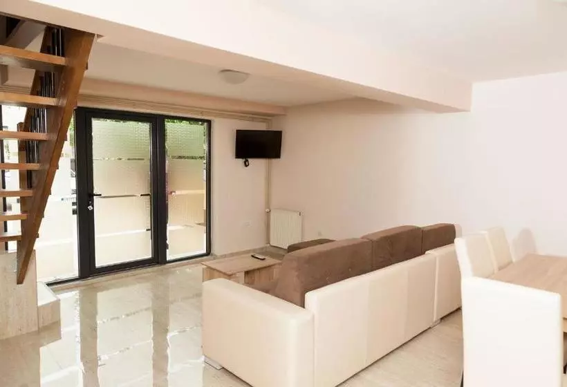 پانسیون Prenoćište Kovač