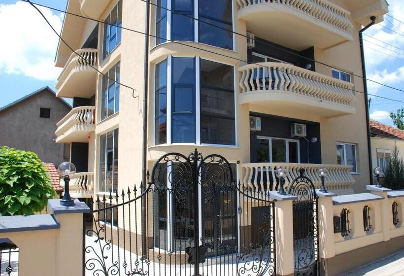 پانسیون Prenoćište Kovač