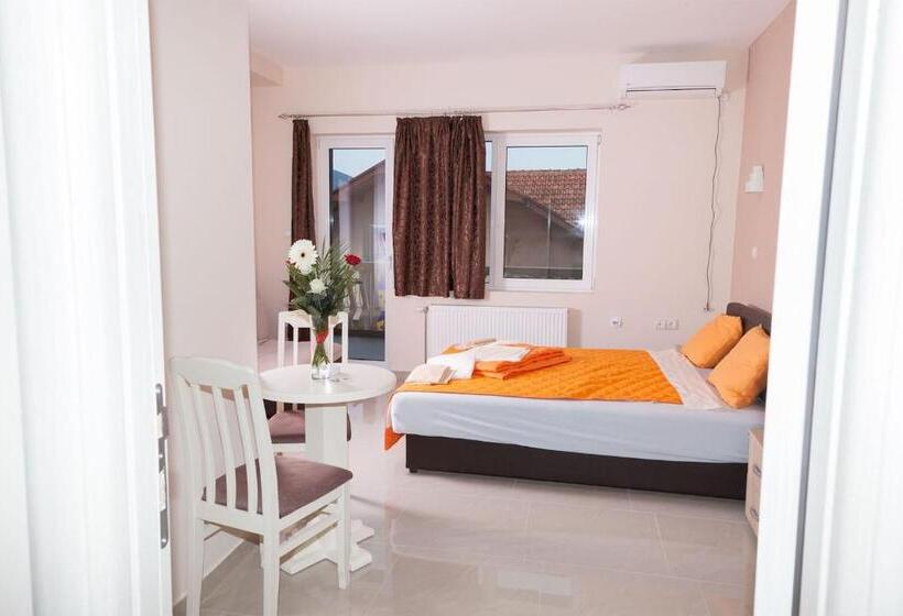 پانسیون Prenoćište Kovač