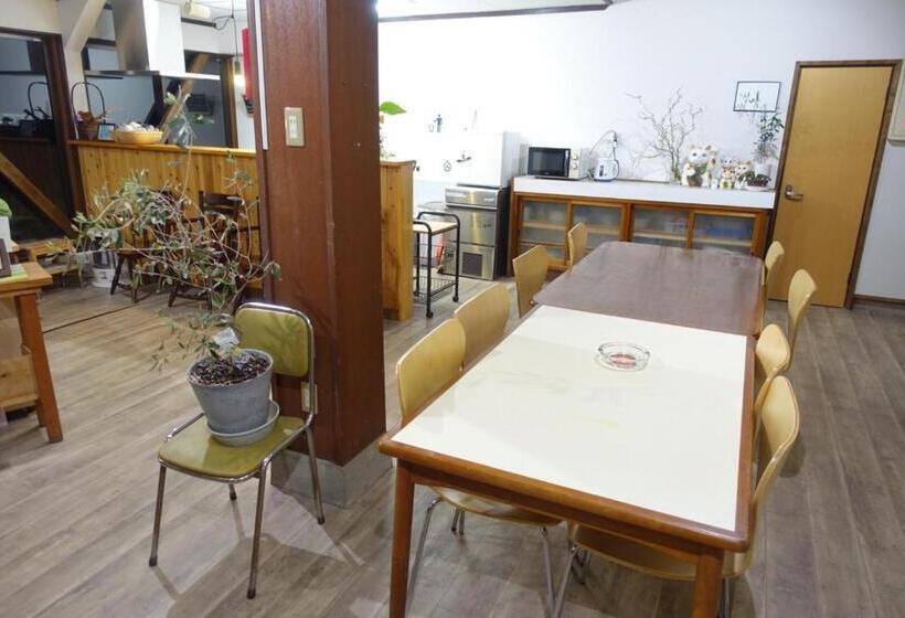 פנסיון Guest House Hamadaen