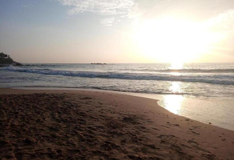 پانسیون Sansala Guesthouse & Restaurant