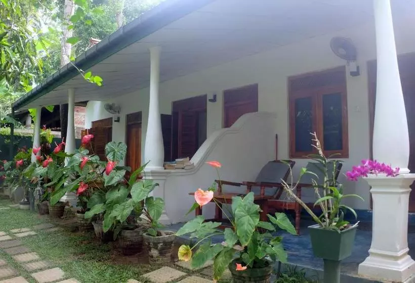 پانسیون Sansala Guesthouse & Restaurant