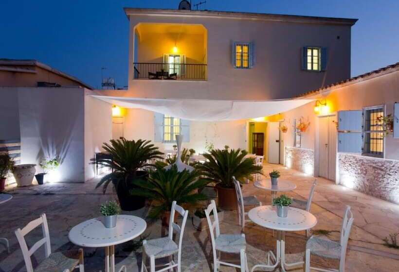 ユースホステル Shongas Inn