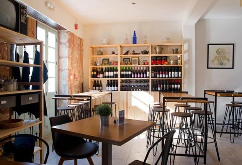 ユースホステル Shongas Inn