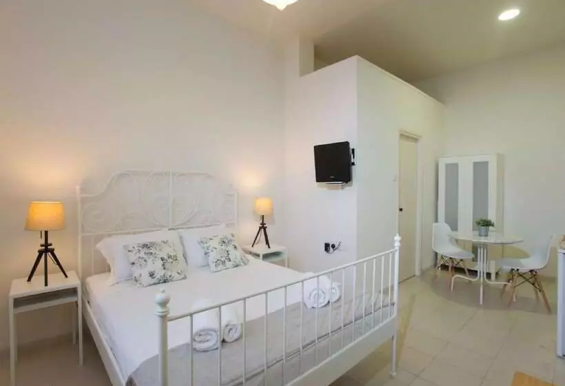 Retkeilymaja Shongas Inn