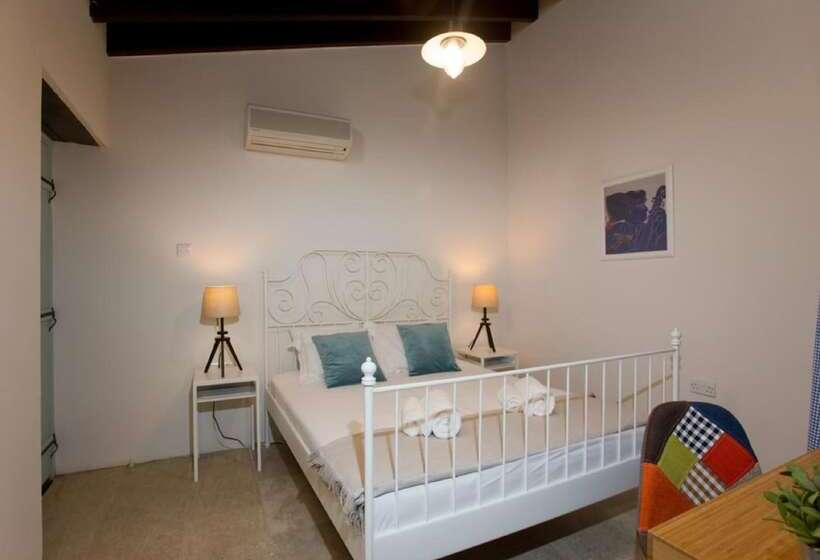 ユースホステル Shongas Inn