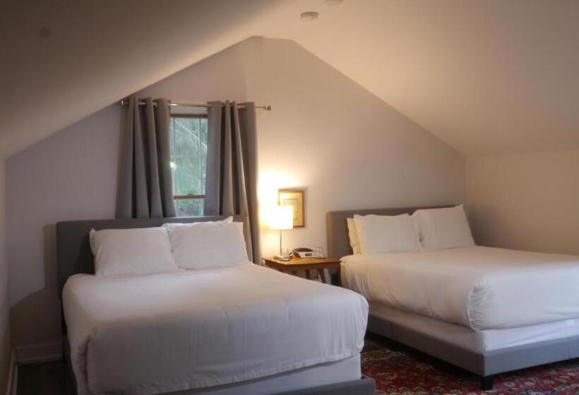 הוסטל South Landing Inn