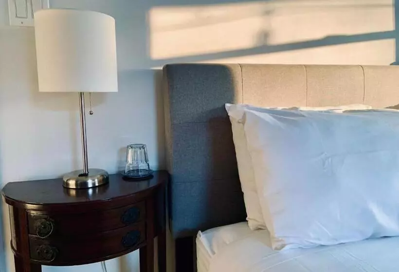 Retkeilymaja South Landing Inn