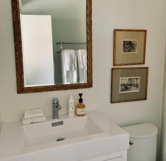 הוסטל South Landing Inn