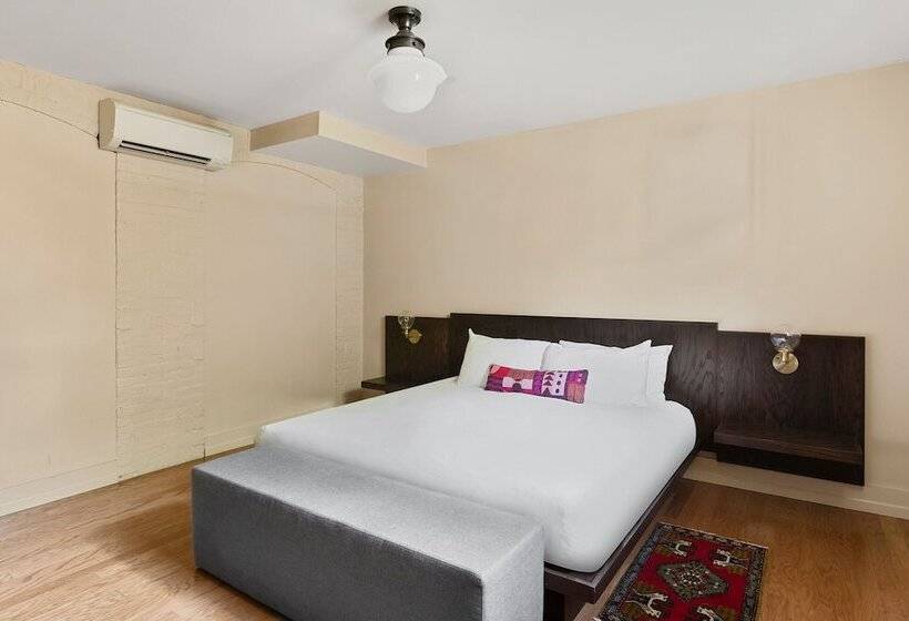 בית מלון כפרי The Francis