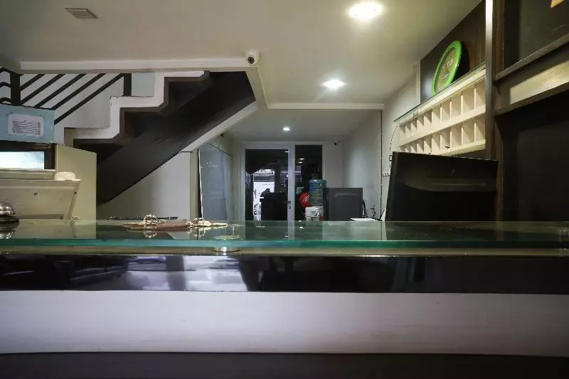 Majatalo Reddoorz Near Gedung Sate 2