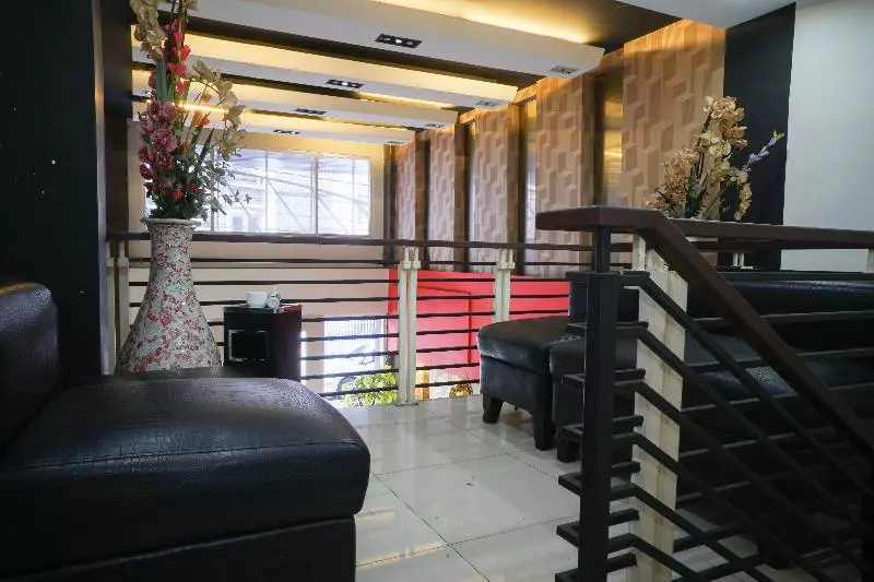 Majatalo Reddoorz Near Gedung Sate 2