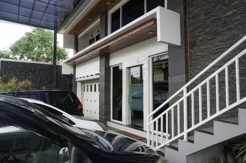 Majatalo Reddoorz Near Gedung Sate 2