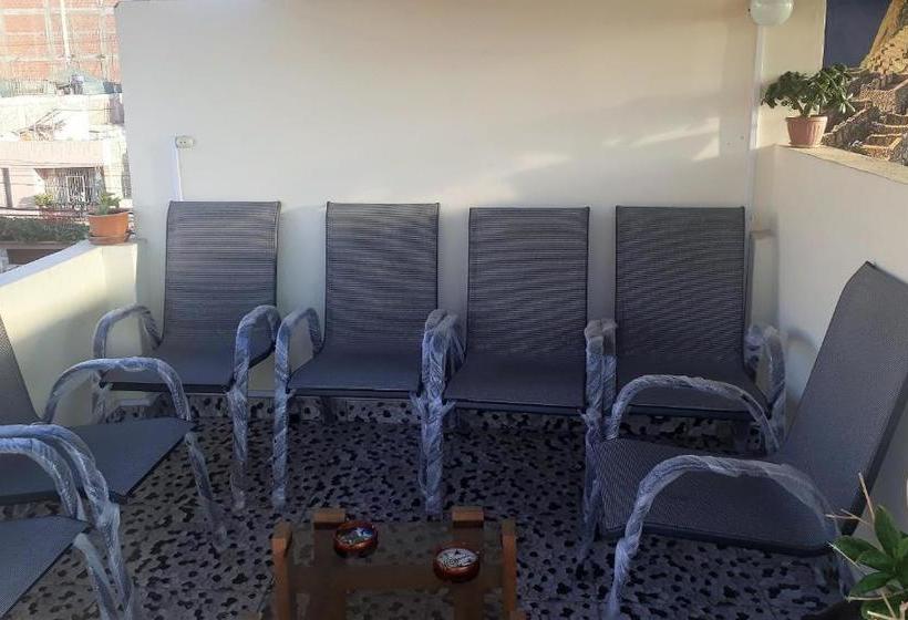 Пансион Residencial Mamamia