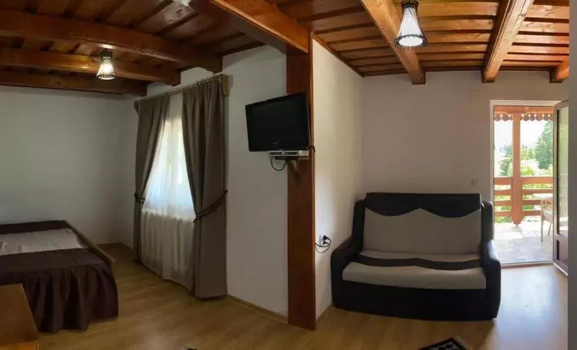 Pensiunea Turistică Tihuța