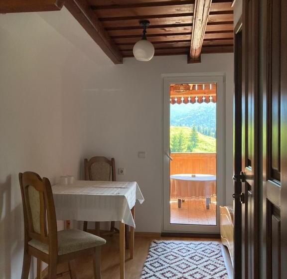 Pensiunea Turistică Tihuța