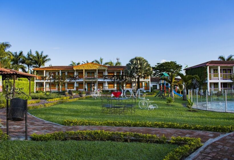 هتل Campestre Café Café