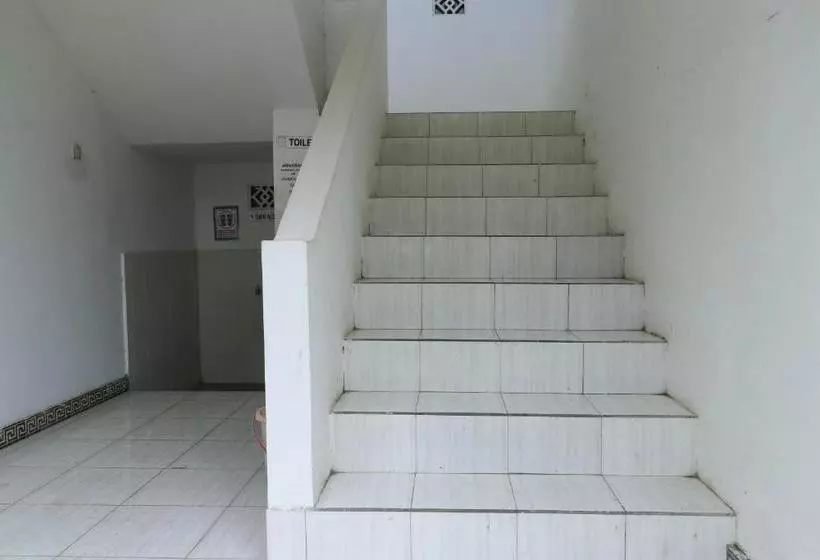 ペンション Guest House Rumah Lombok Syariah