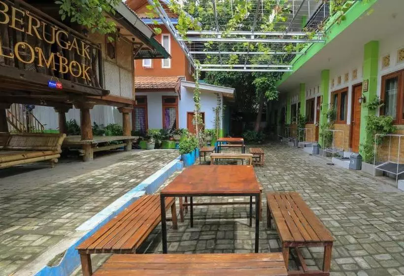 ペンション Guest House Rumah Lombok Syariah