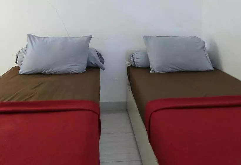 ペンション Guest House Rumah Lombok Syariah