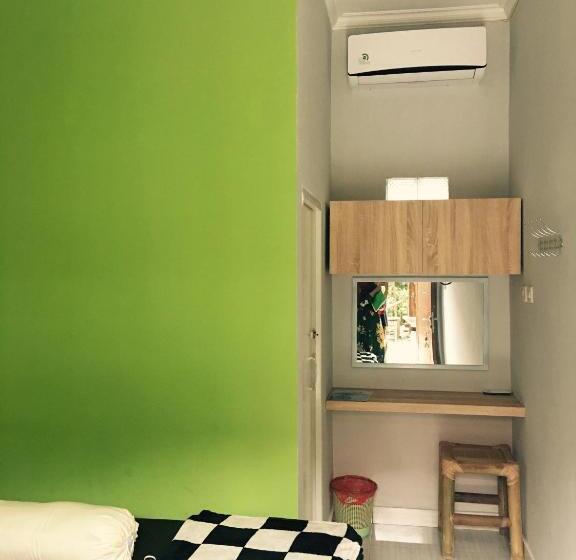 פנסיון Guest House Rumah Lombok Syariah