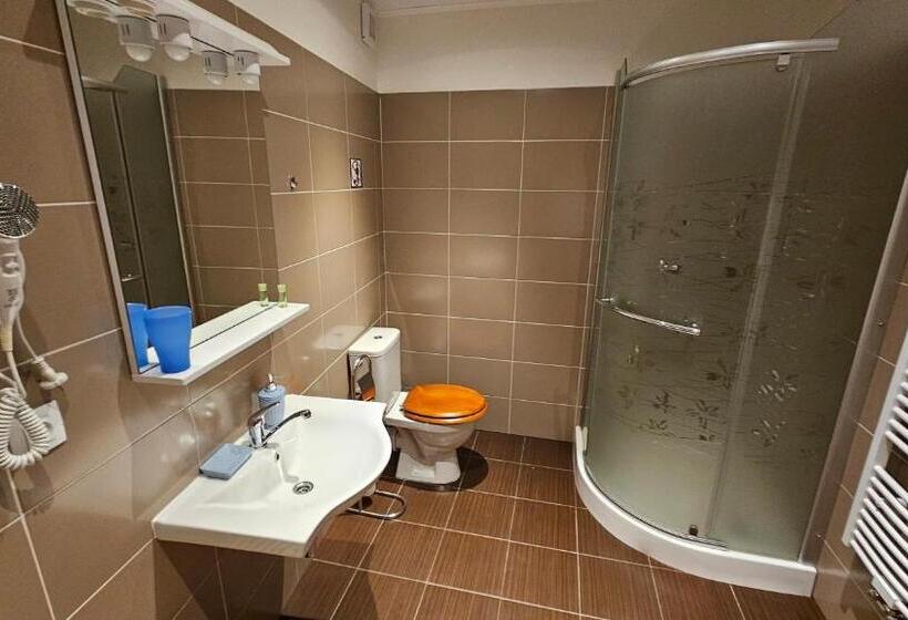 بنسيون Mala Narnia