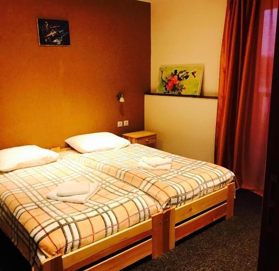 بنسيون Mala Narnia