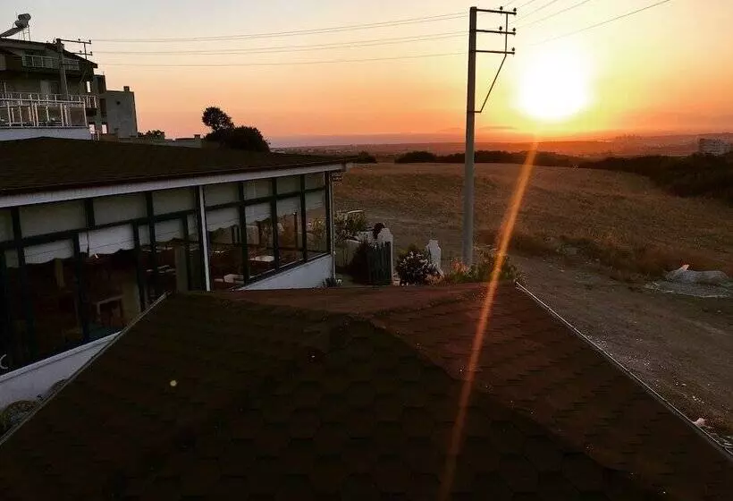 Mavi Pansiyon & Restaurant