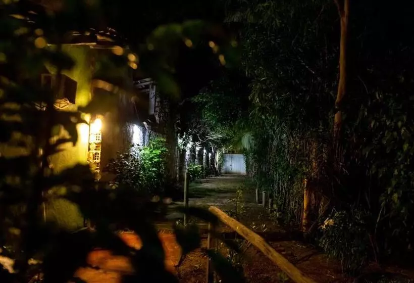 ペンション Pousada Pelô De Imbassaí