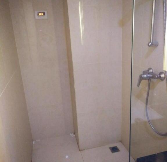 بنسيون Reddoorz Near Gajah Mada Street Semarang