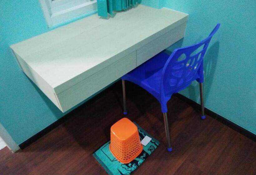 بنسيون Reddoorz Near Gajah Mada Street Semarang