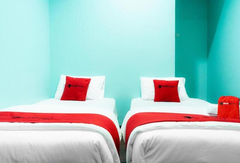 بنسيون Reddoorz Near Gajah Mada Street Semarang
