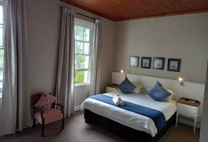 ペンション 137 High Street Guest House